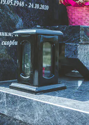 Лампада на могилу из полимера
